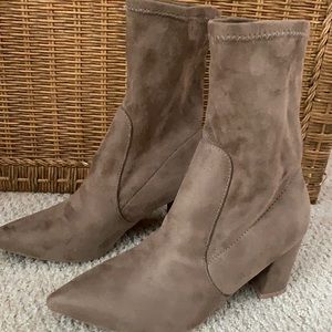 Brand new. Faux suede ankle boot. Tan. Size 7. True to size.  3” chunk heel